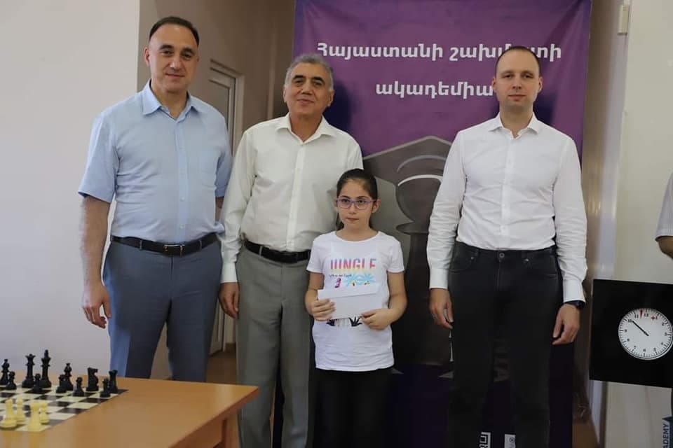 Պողոսյան Ամելին Մոսկվայի օրվան նվիրված մրցաշարում գրավեց 1-ին տեղը մինչև 10 տարեկան աղջիկների պայքարում