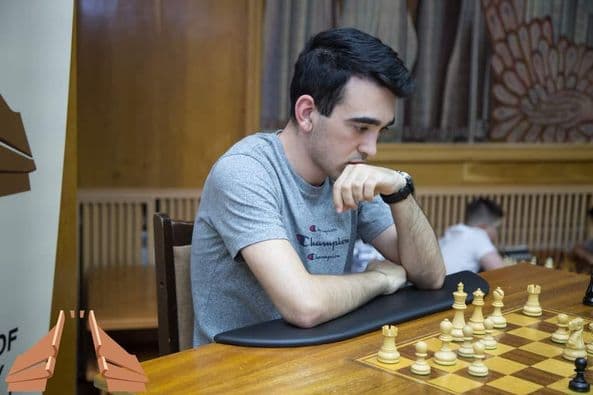 Տ․ Պետրոսյանի անվան շ/տ մ/դ-ում տեղի ունեցավ կայծակնային շախմատի մրցաշար՝ նվիրված Տիգրան Պետրոսյանի 94-ամյակին