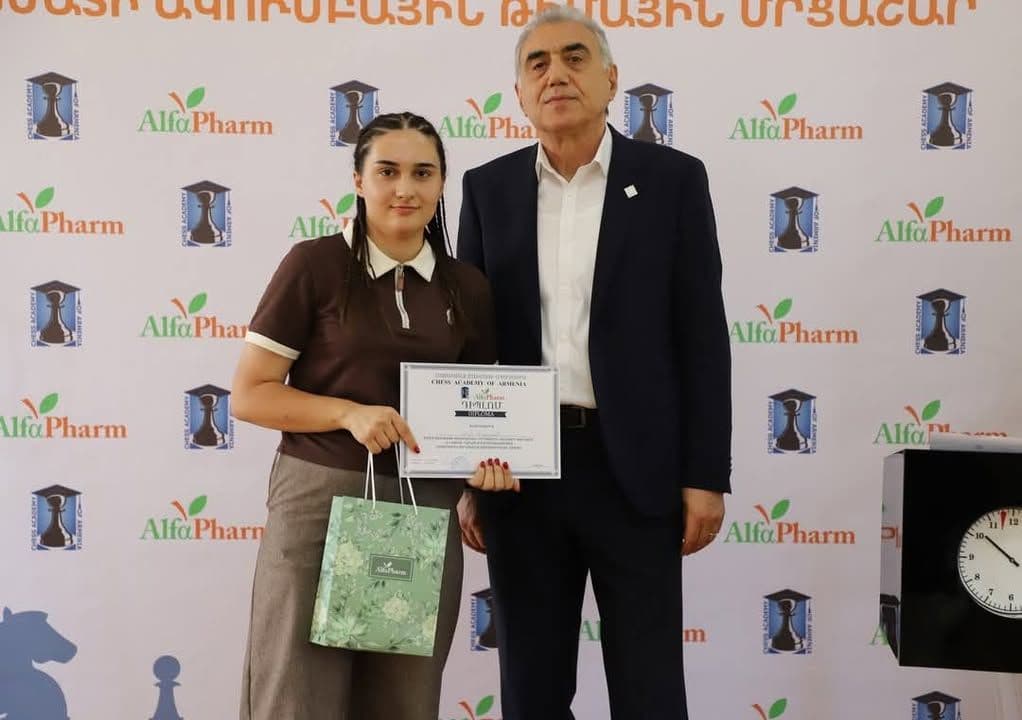 Հայաստանի շախմատի ակադեմիայում ավարտվեց արագ շախմատի սիրողական մրցաշարի առաջին փուլը