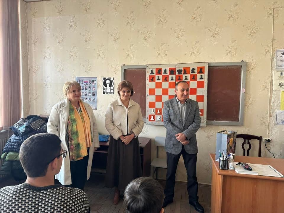 Արարատի մարզի շախմատի պատասխանատու Միքայել Մարտիրոսյանը այցելեց Արտաշատ քաղաքի գեղագիտական կենտրոն